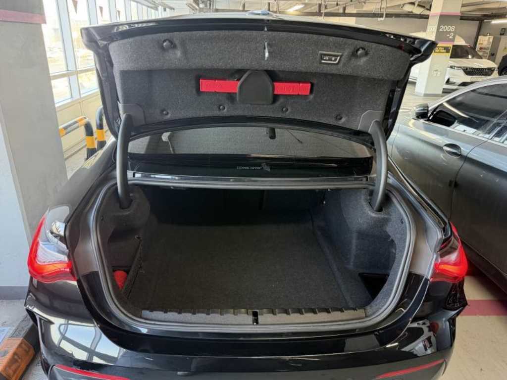 BMW 4 Series - Vista 5