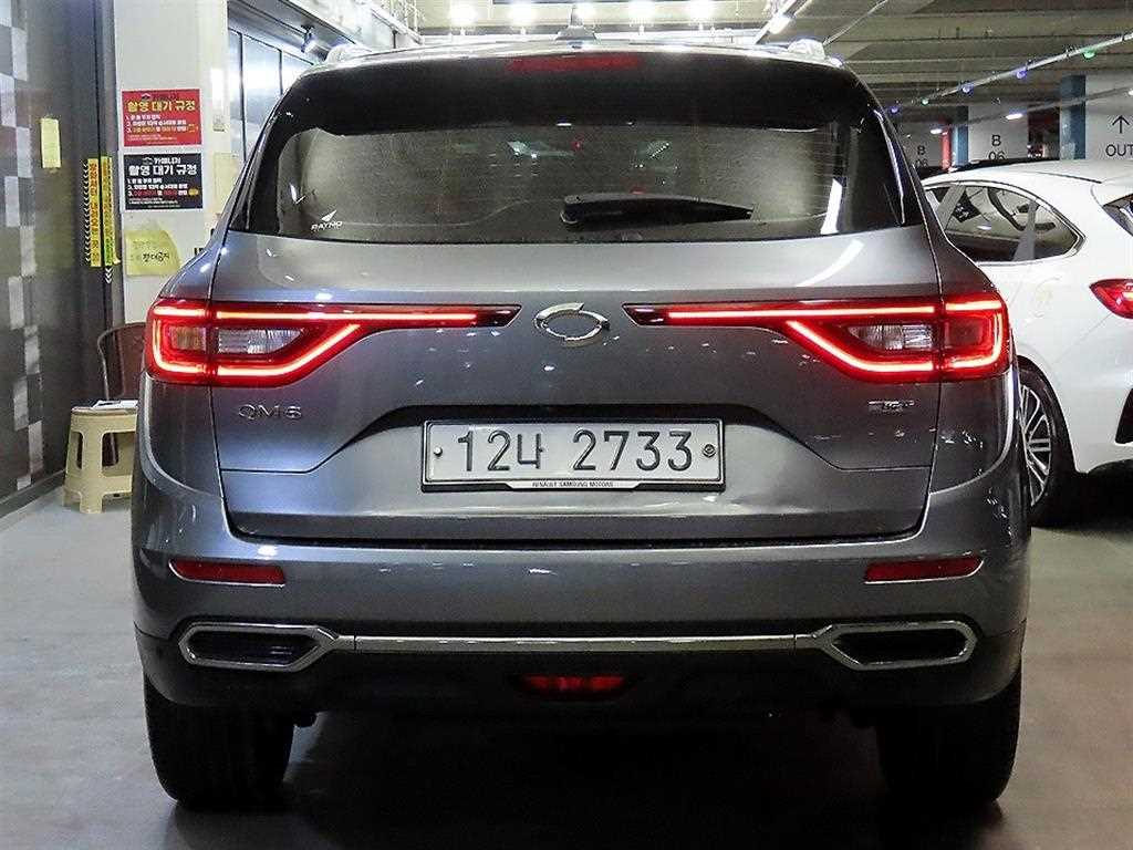 SAMSUNG QM6 - Vista 5