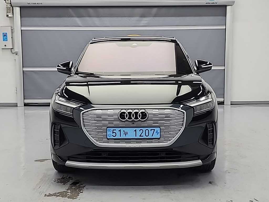 Audi Q4 - Vista 2