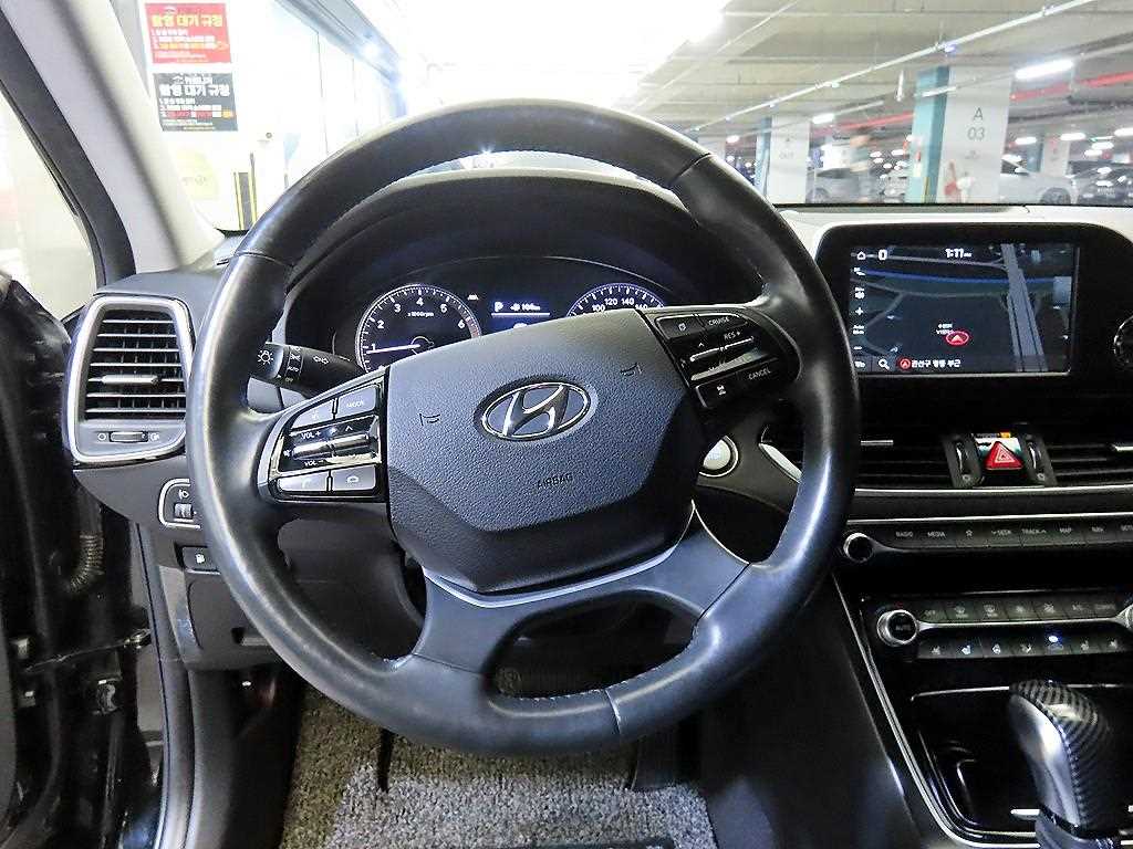 HYUNDAI Grandeur - Vista 8