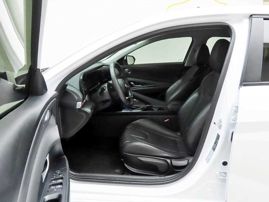 HYUNDAI Avante 2024 Blanco - Importación desde Corea - HF Imports Iquique - Foto 13