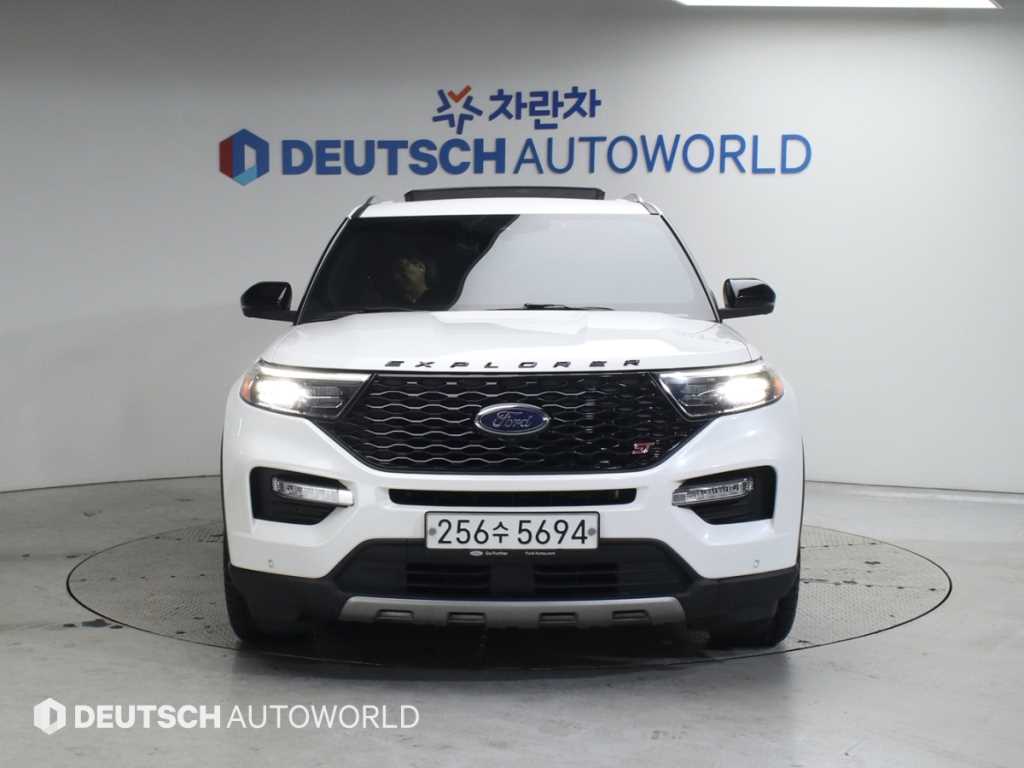 Ford Explorer - Vista 3