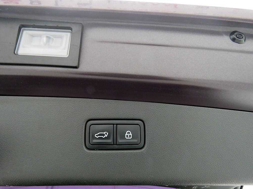 Genesis GV70 - Vista 6