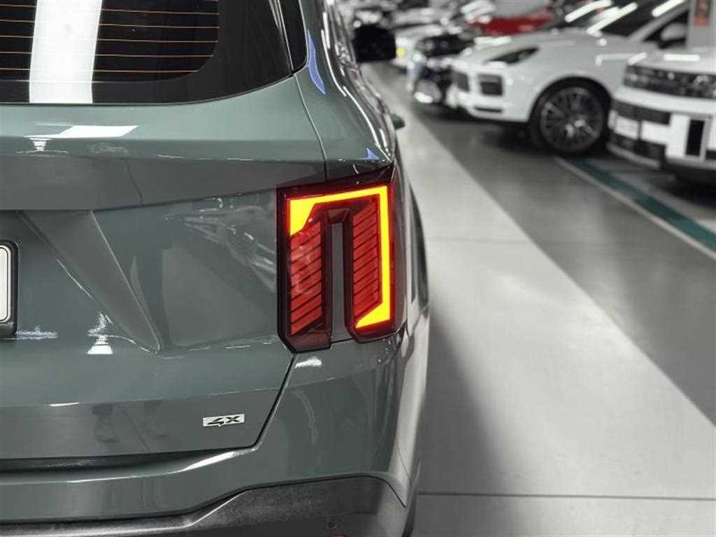 KIA Sorento 2024 Verde - Importación desde Corea - HF Imports Iquique - Foto 17