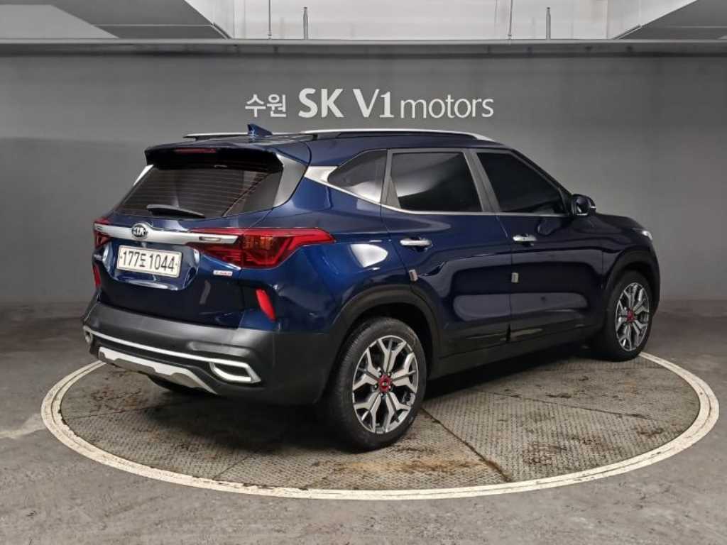 KIA Seltos - Vista 4