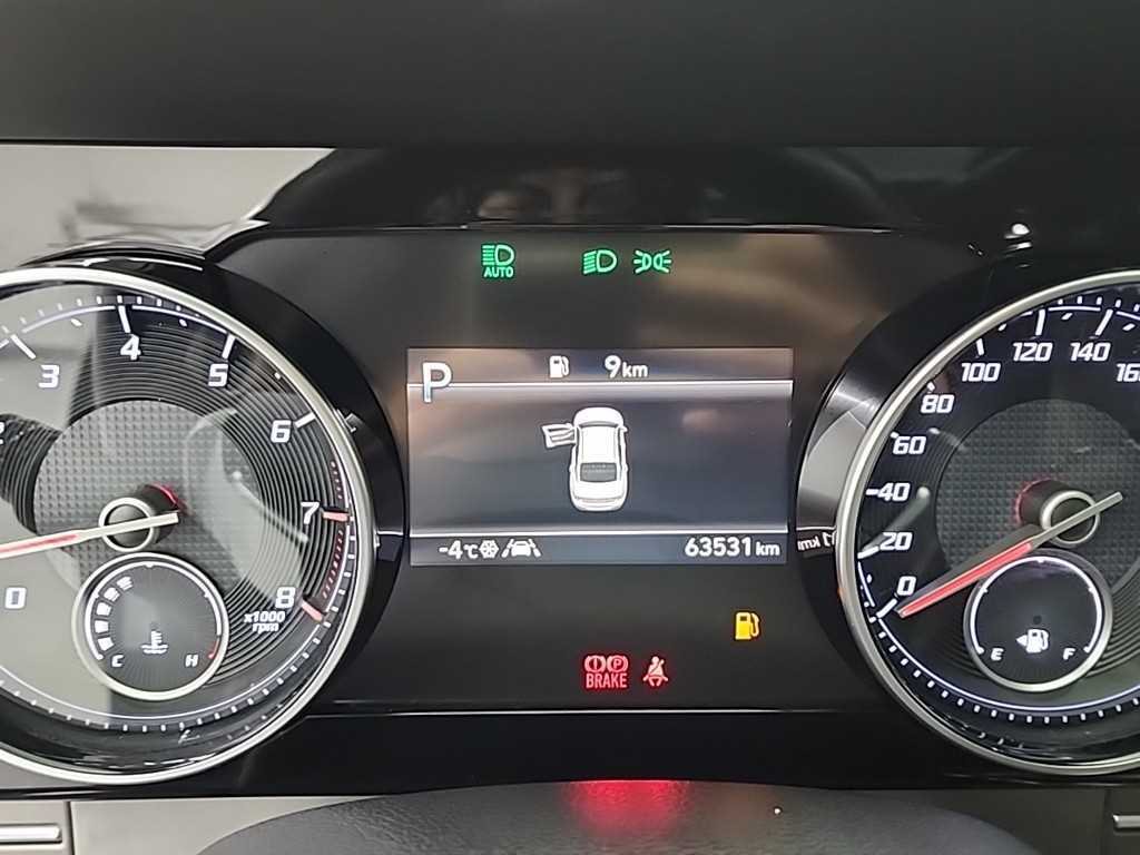 HYUNDAI Grandeur - Vista 6