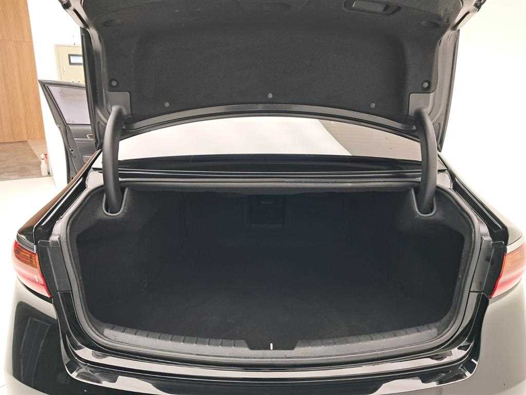 KIA K7 2018 Negro - Importación desde Corea - HF Imports Iquique - Foto 18