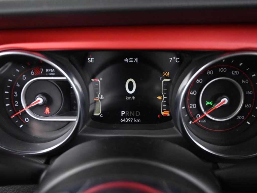 Jeep Wrangler - Vista 8