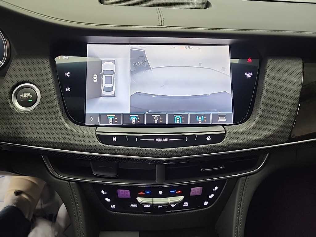 Cadillac CT6 - Vista 10