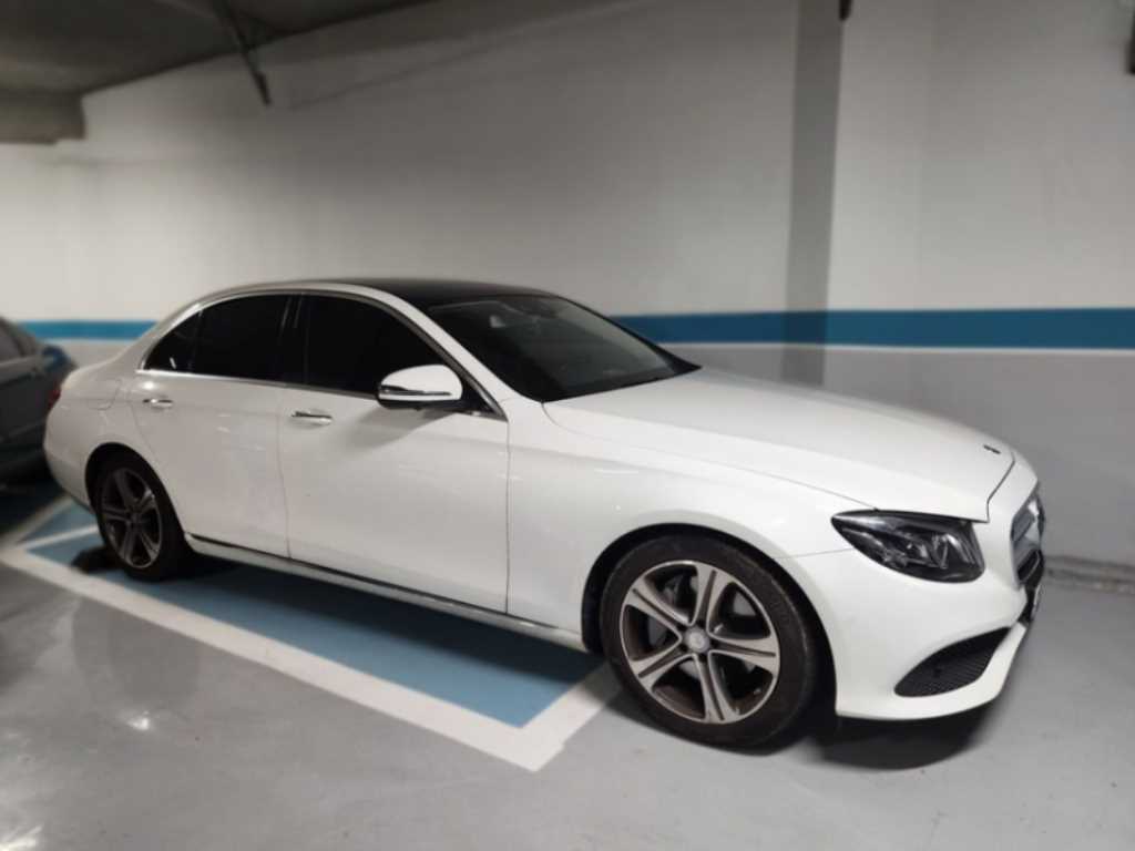 Mercedes Benz E class - Vista 2