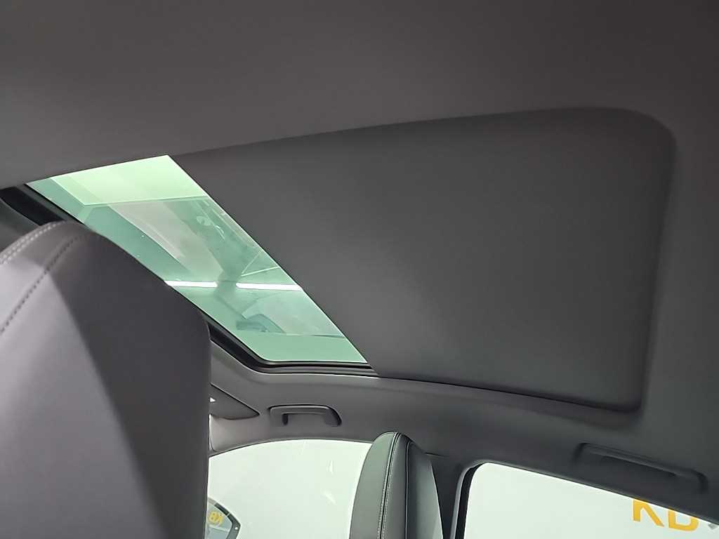 Audi Q4 2023 Negro - Importación desde Corea - HF Imports Iquique - Foto 14