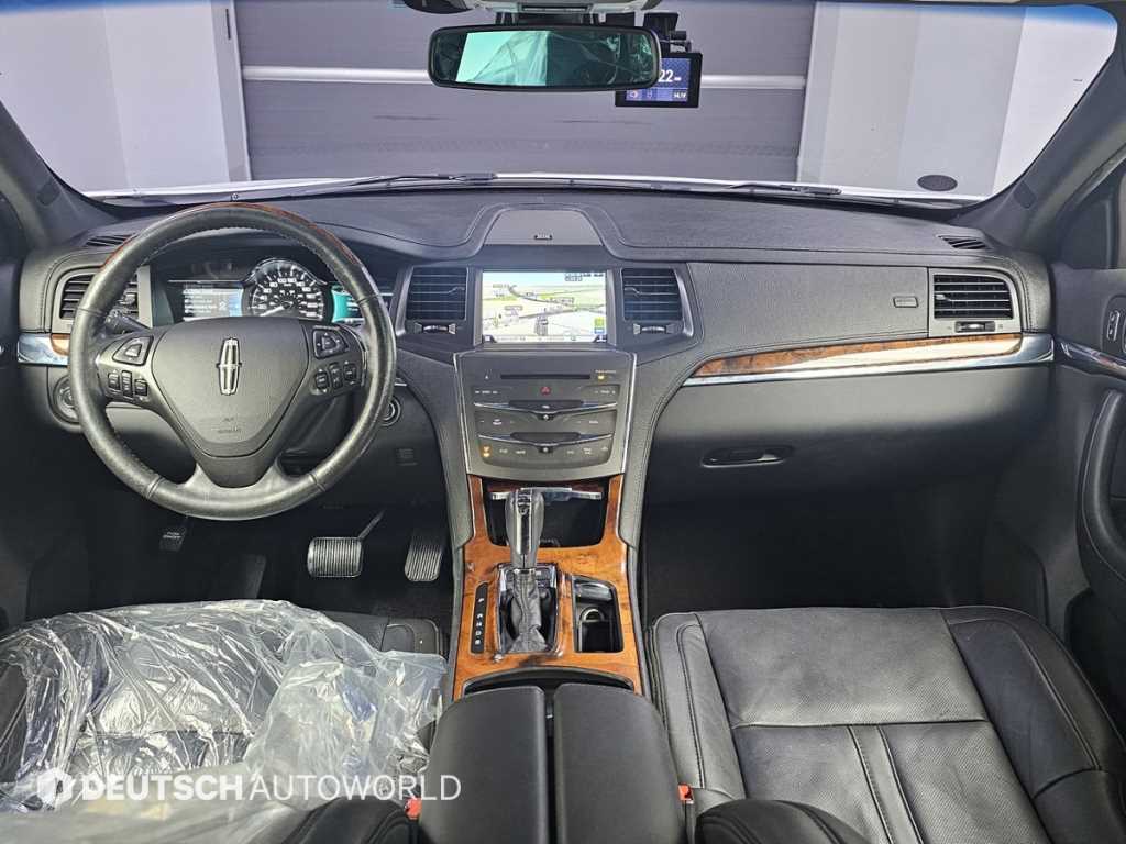 Lincoln MKS - Vista 7