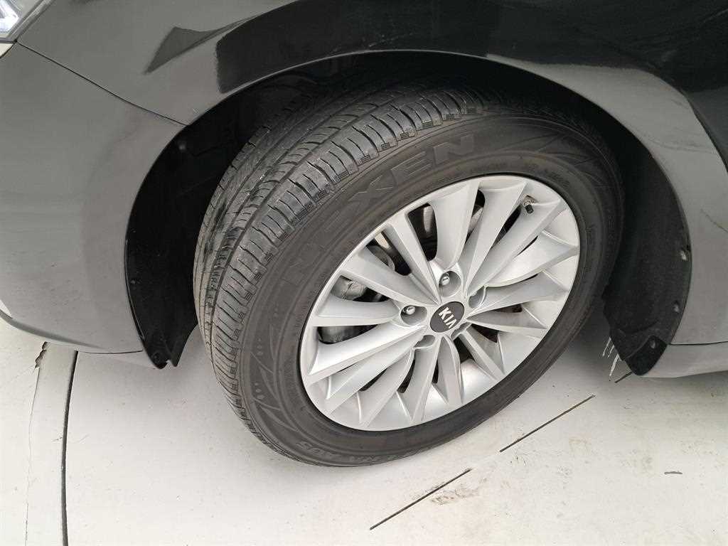 KIA K7 2018 Negro - Importación desde Corea - HF Imports Iquique - Foto 20