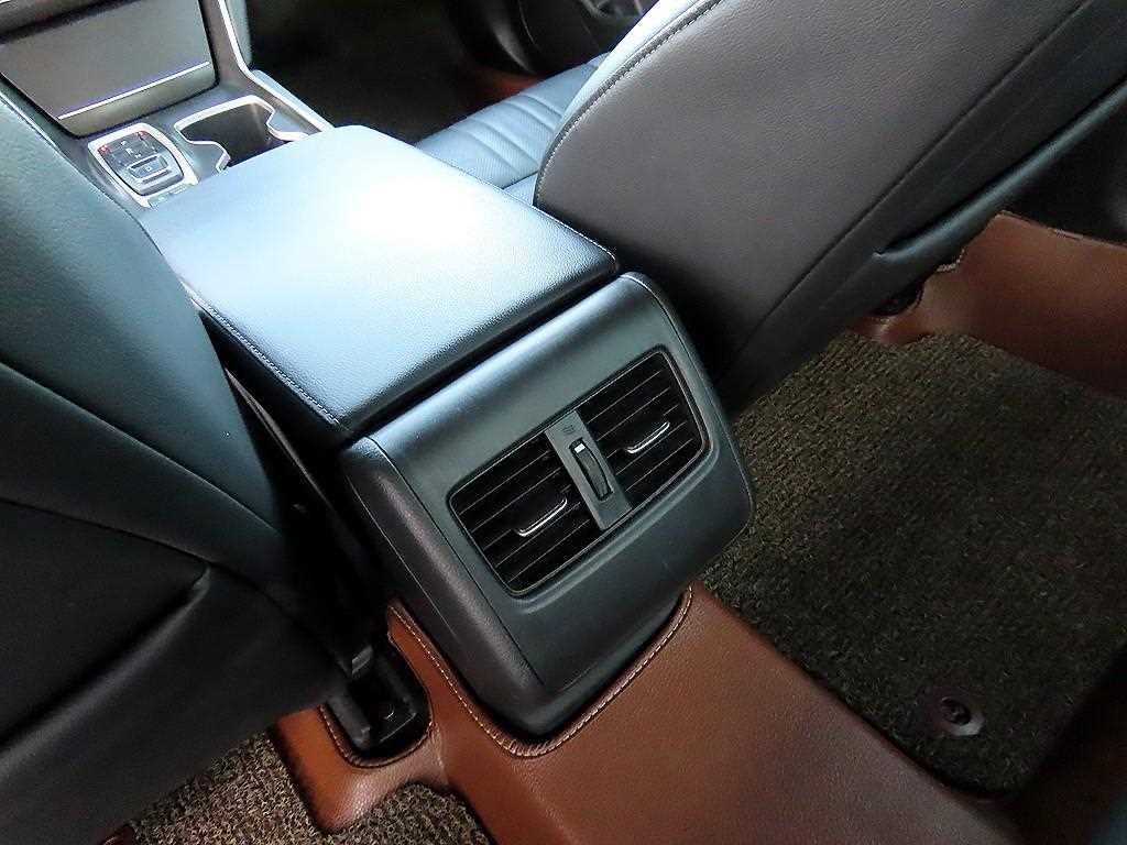 Honda Accord 2018 Negro - Importación desde Corea - HF Imports Iquique - Foto 16