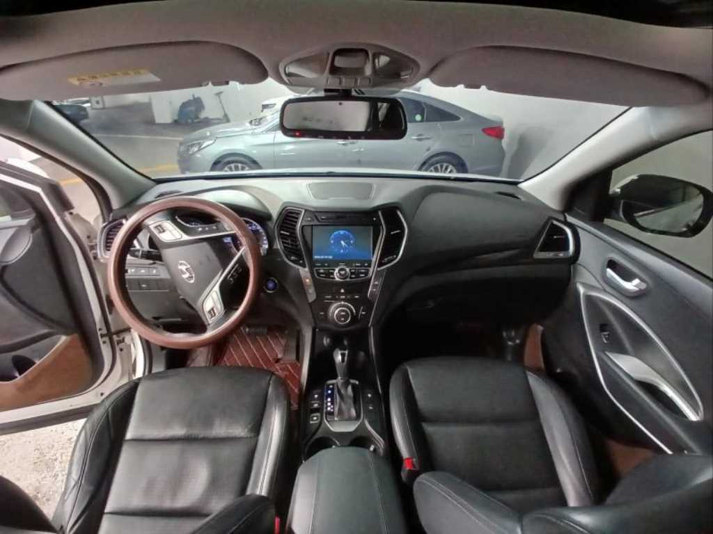 HYUNDAI Santa Fe - Vista 6
