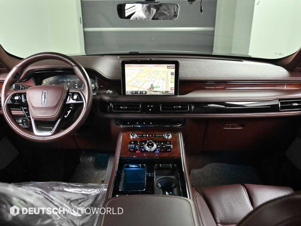 Lincoln Aviator - Vista 7