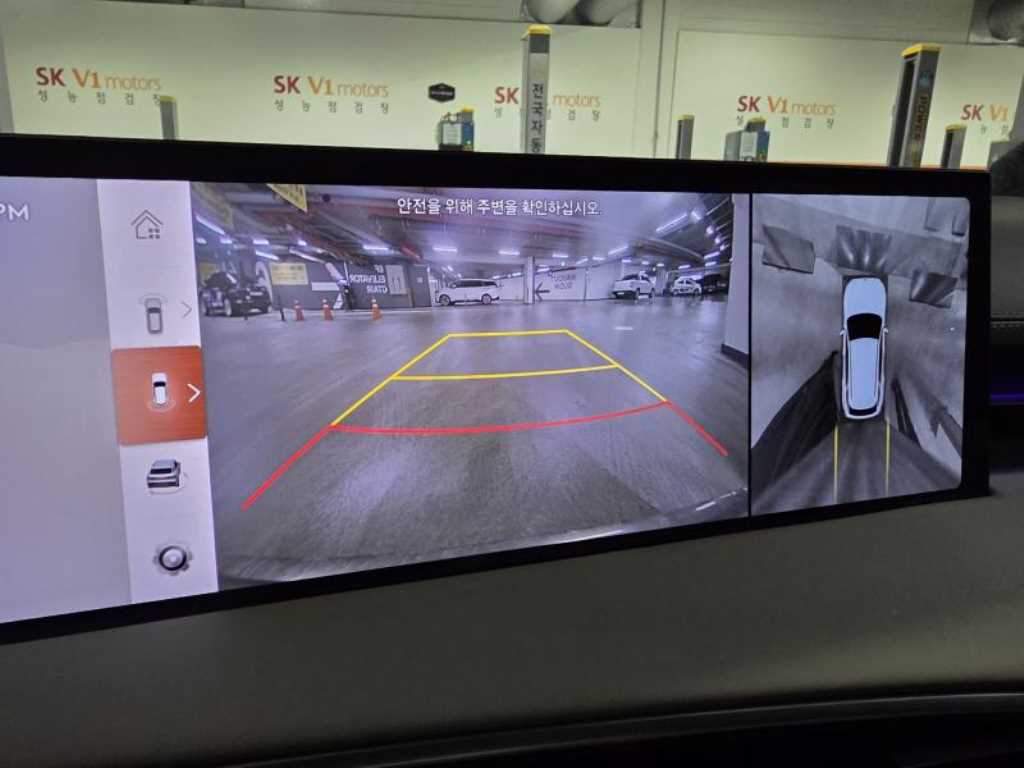 Genesis GV70 - Vista 9