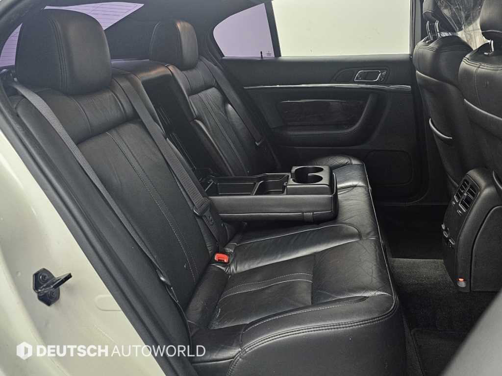 Lincoln MKS - Vista 12