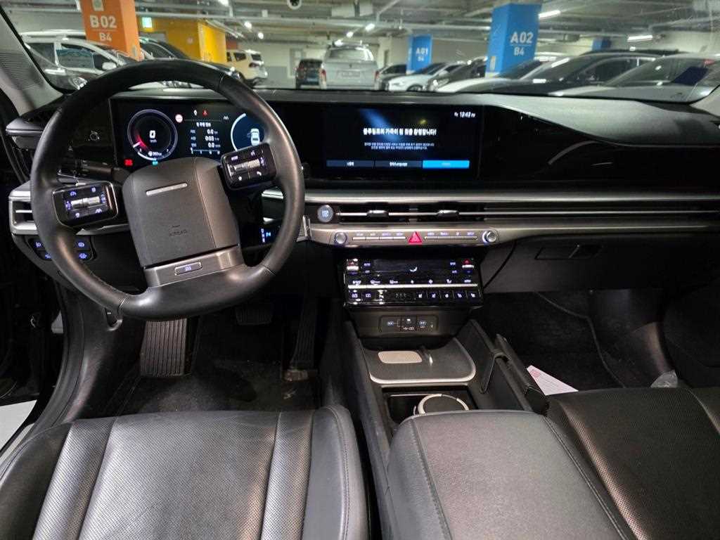 HYUNDAI Grandeur - Vista 5