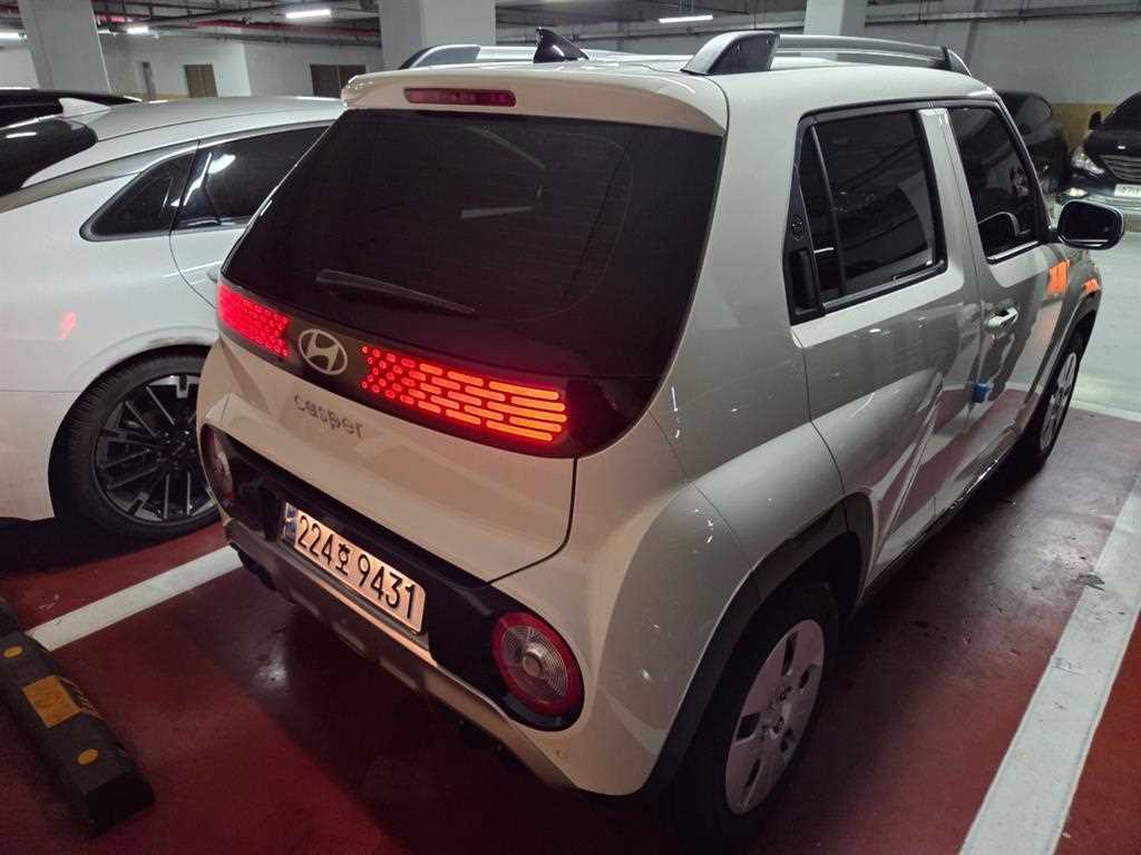 HYUNDAI Casper - Vista 5