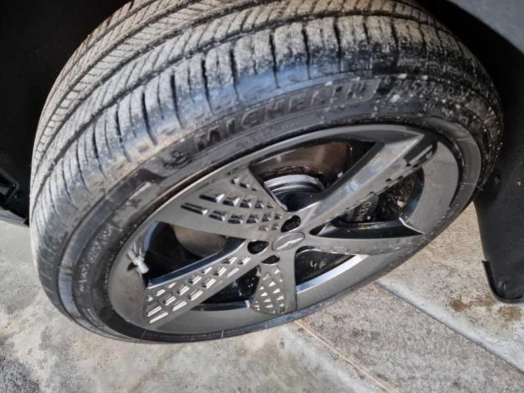 Genesis GV70 2024 Gris - Importación desde Corea - HF Imports Iquique - Foto 19