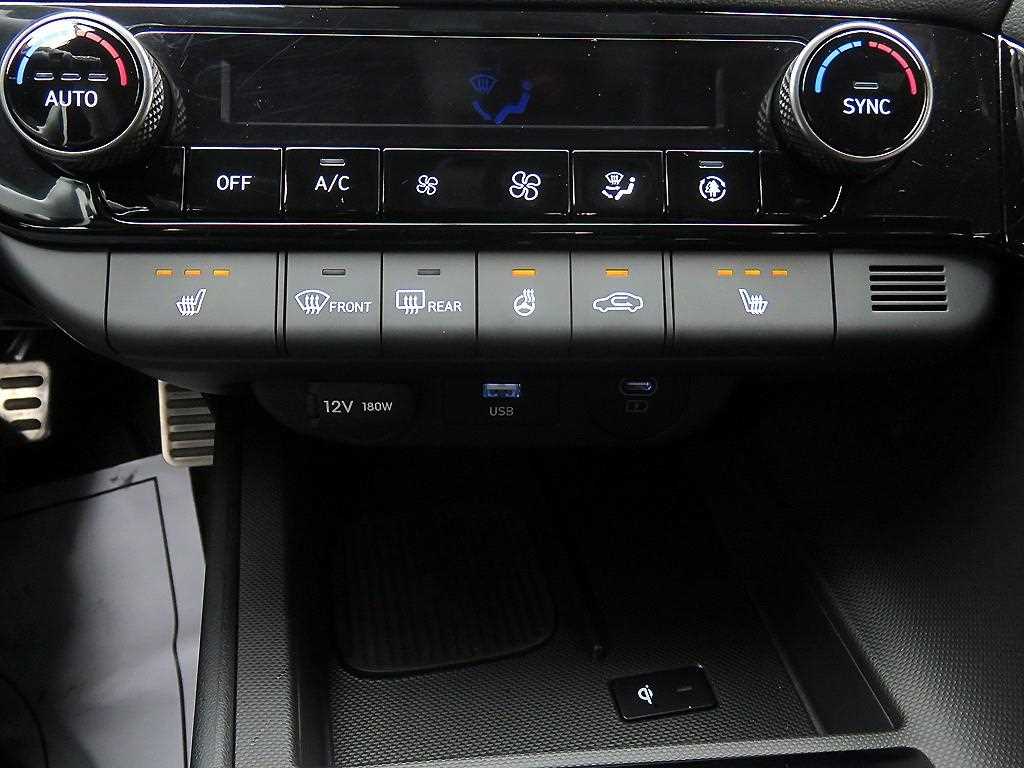 HYUNDAI Avante - Vista 11