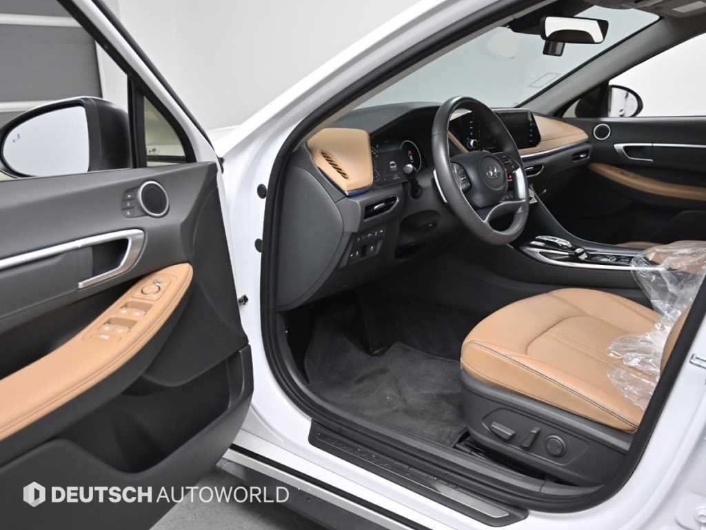 HYUNDAI Sonata - Vista 11