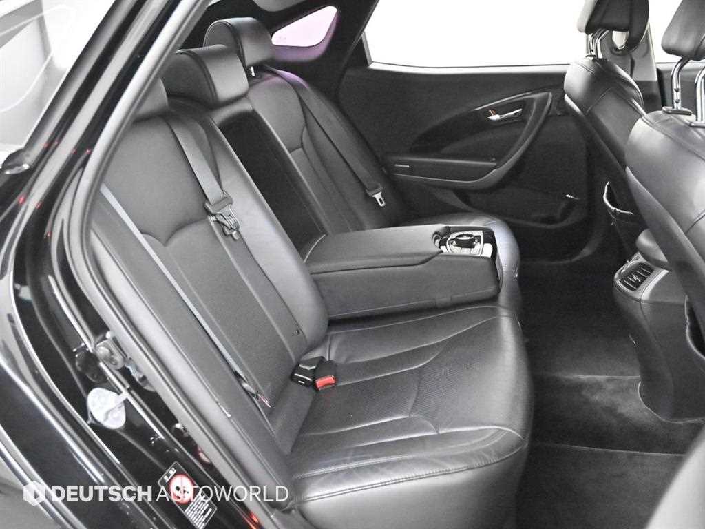 HYUNDAI Grandeur - Vista 12