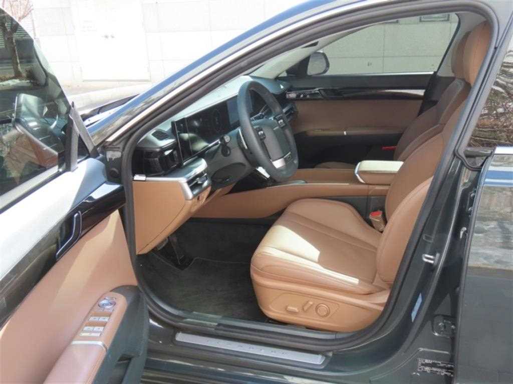 HYUNDAI Grandeur - Vista 11