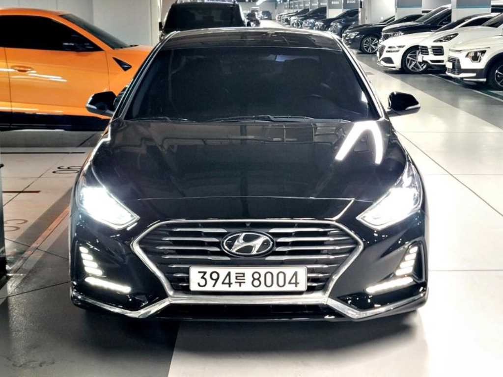 HYUNDAI Sonata - Vista 2