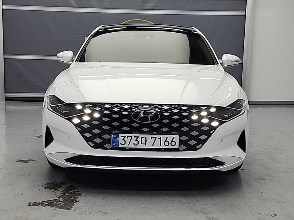 HYUNDAI Grandeur - Vista 2