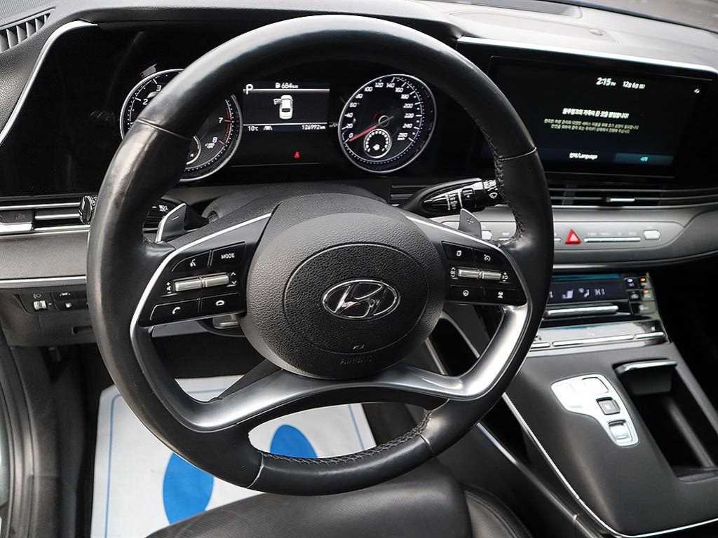 HYUNDAI Grandeur - Vista 8