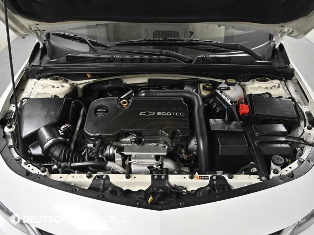 Chevrolet Malibu - Vista 6