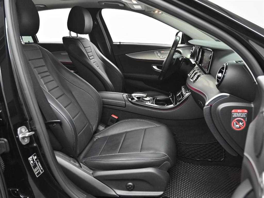 Mercedes Benz E class - Vista 10