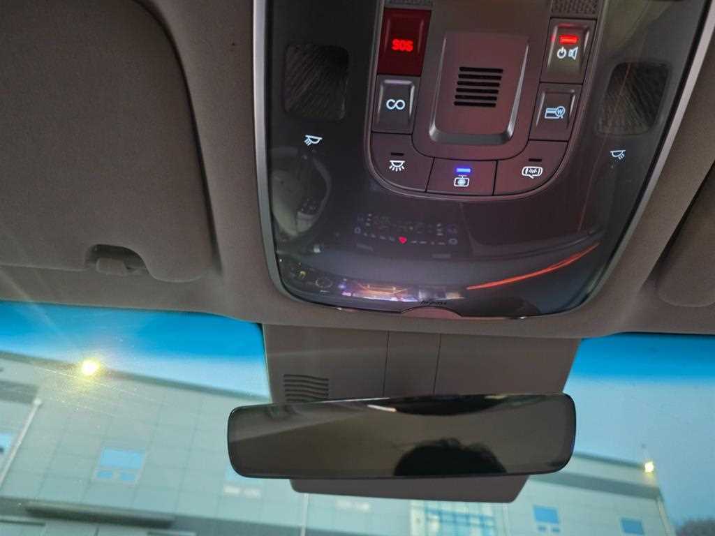 Genesis G80 2025 Negro - Importación desde Corea - HF Imports Iquique - Foto 13