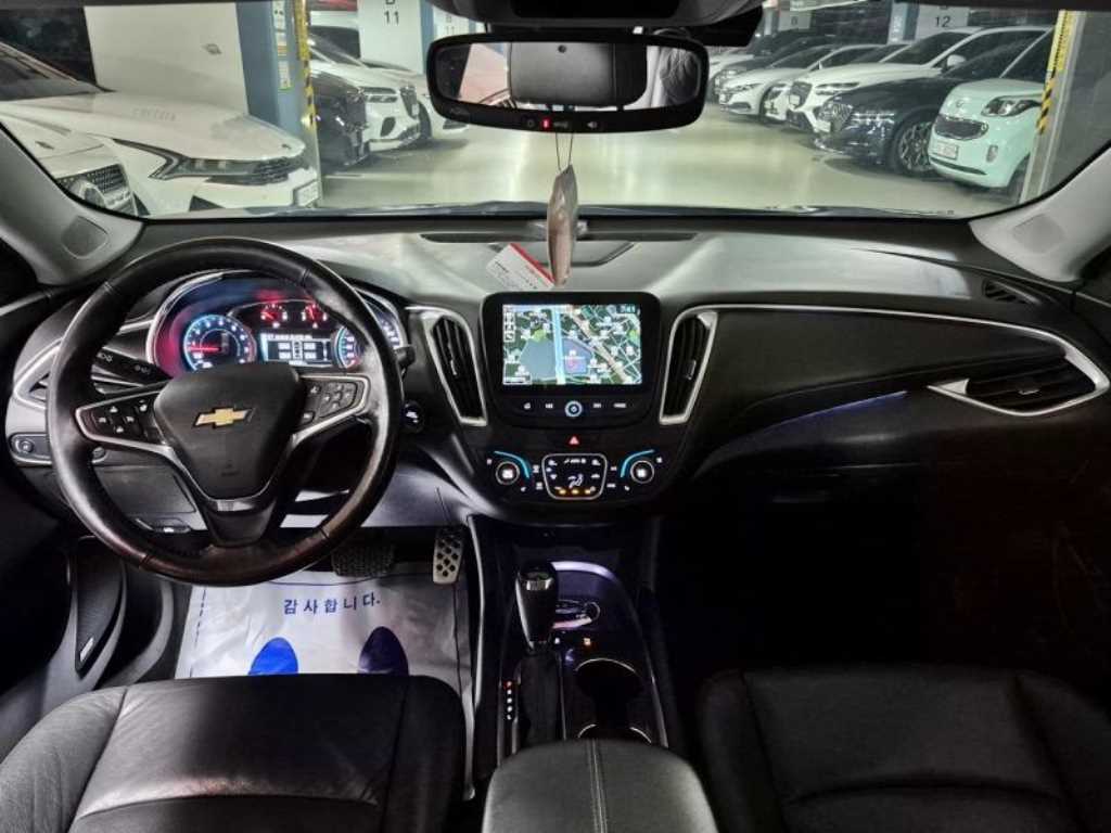 Chevrolet Malibu - Vista 9