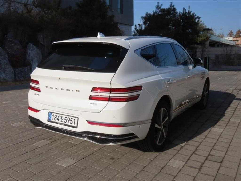 Genesis GV80 - Vista 3