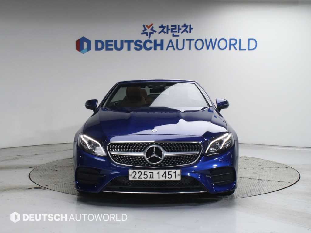 Mercedes Benz E class - Vista 3