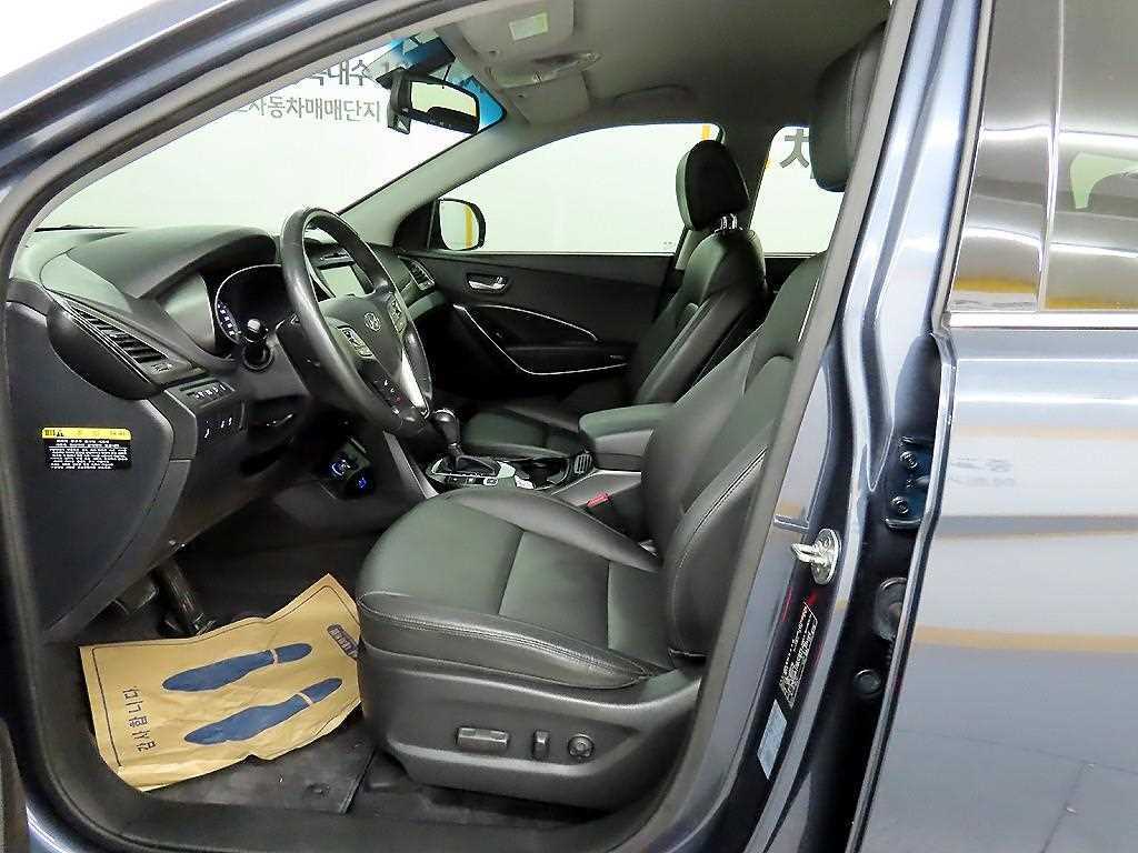 HYUNDAI Santa Fe - Vista 5