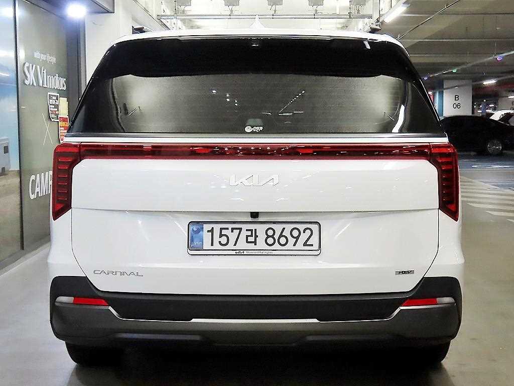 KIA Carnival - Vista 5