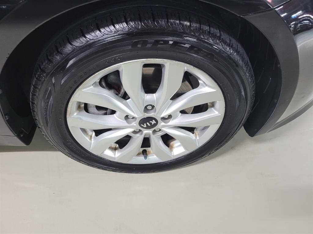 KIA K5 2014 Negro - Importación desde Corea - HF Imports Iquique - Foto 17