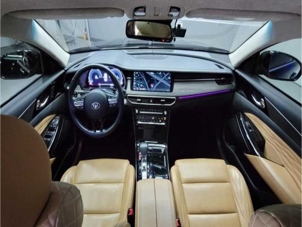 KIA K7 - Vista 10