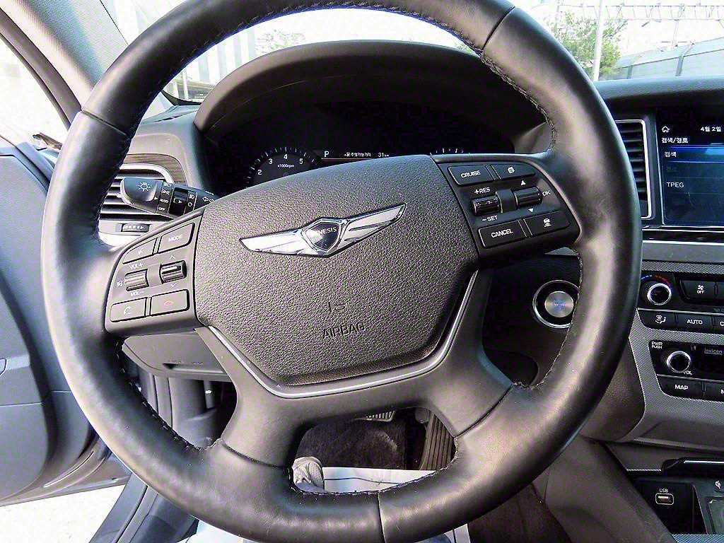 Genesis G80 - Vista 8