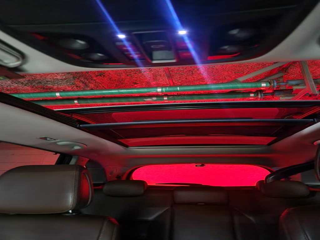 KIA Sorento - Vista 11