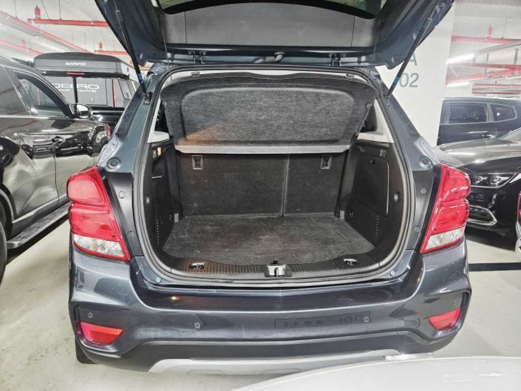 Chevrolet Trax 2021 Gris - Importación desde Corea - HF Imports Iquique - Foto 17
