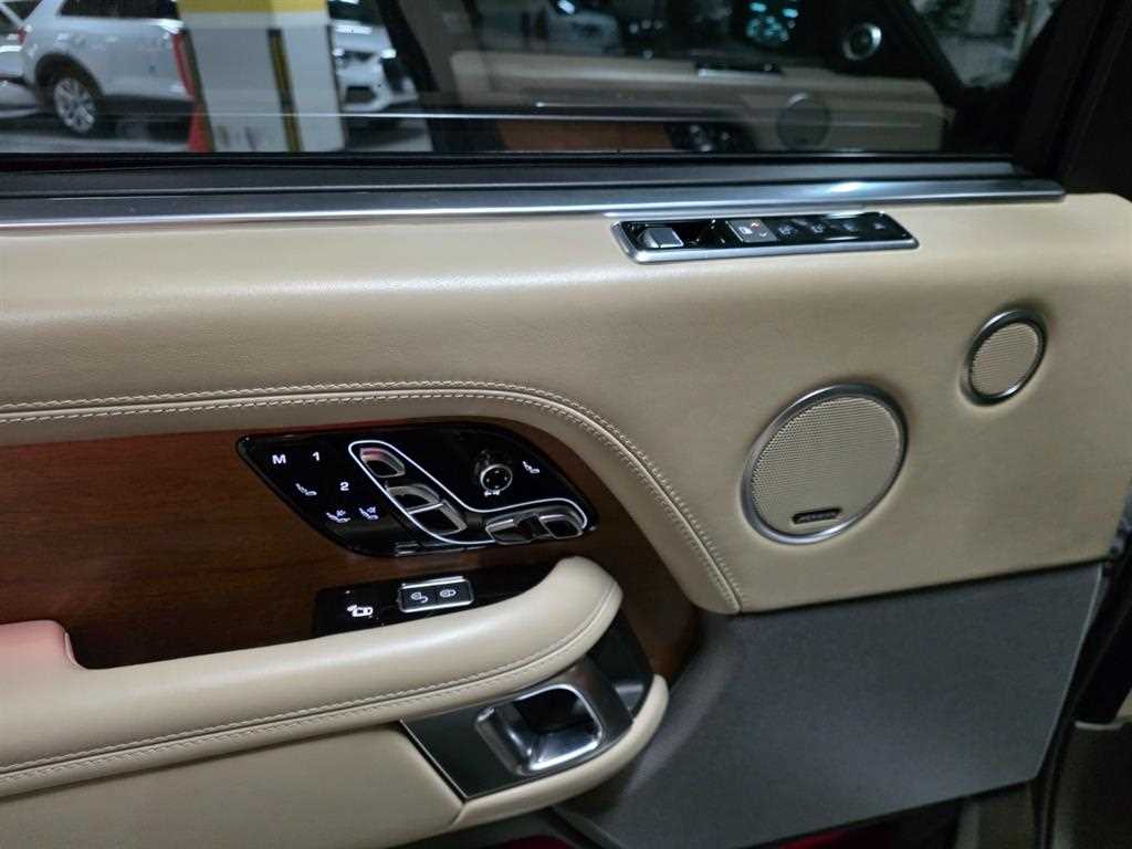 Land Rover Range Rover 2018 Negro - Importación desde Corea - HF Imports Iquique - Foto 17