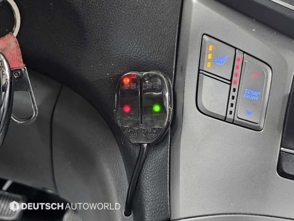 HYUNDAI Starex 2021 Amarillo - Importación desde Corea - HF Imports Iquique - Foto 19