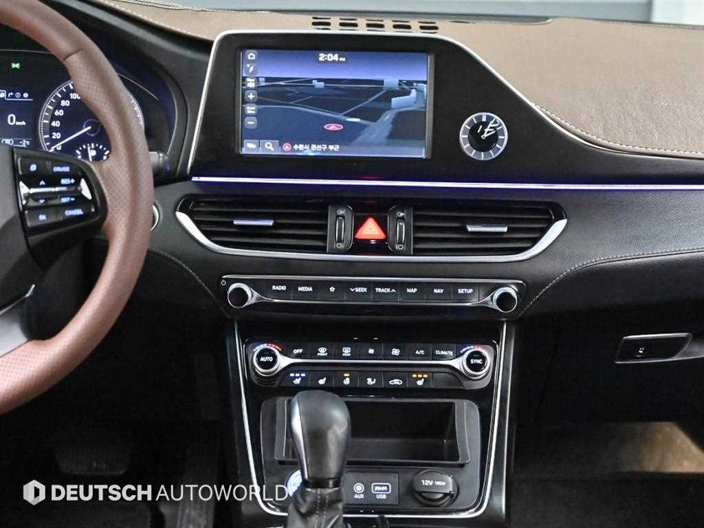 HYUNDAI Grandeur - Vista 11