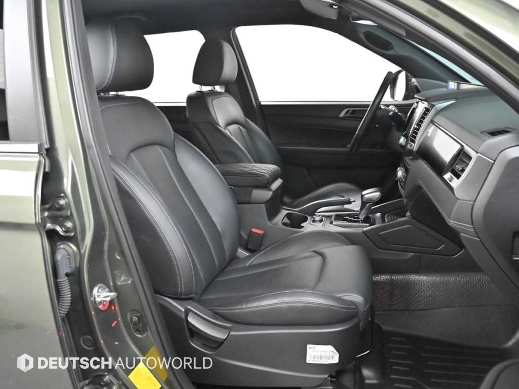 Ssangyong Rexton - Vista 10