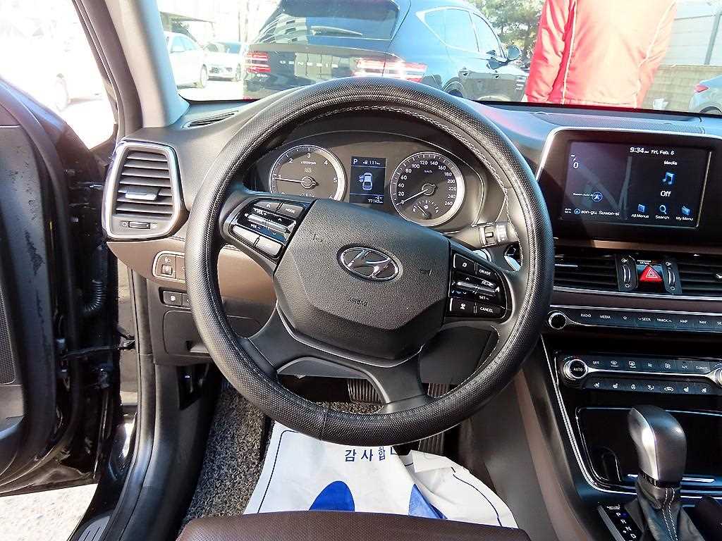 HYUNDAI Grandeur - Vista 8